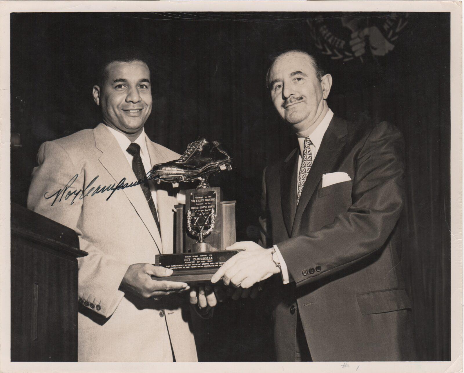 Roy Campanella (1921-1993), Negro League Superstar Chosen to Move to Major  Leagues - America Comes Alive
