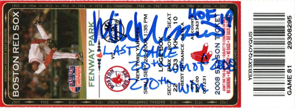 In his final MLB appearance Mussina became a 20-game winner for the first time